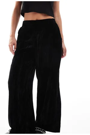 ASOS ASOS DESIGN Petite crinkle velvet pull on trouser in