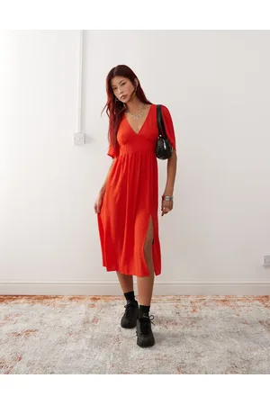Monki Short sleeve midi dress with side split in