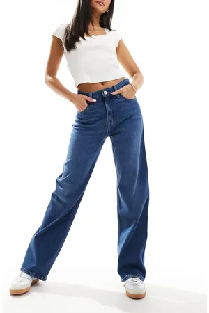 Tommy Hilfiger Betsy mid rise straight leg jeans in dark wash