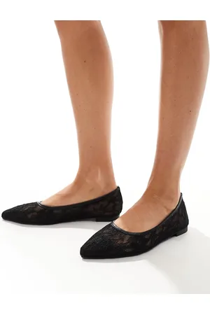 SEQWL Pointed ballet flats in lace