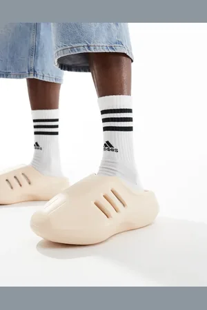 adidas AdiFOM IIInfinity sliders in beige