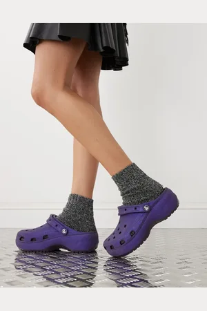 Crocs Croc classic platform glitter clog in