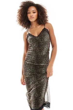 Pull&Bear Lace trim mesh midi dress in leopard print