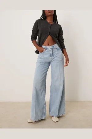 GANT Wide leg pleated jeans in light wash
