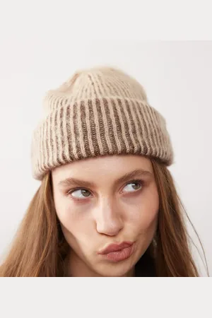 COLLUSION Ribbed fisherman beanie in with contrast rib