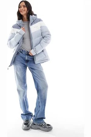 Columbia Abbott Peak II insulated ski jacket in cirrus and white