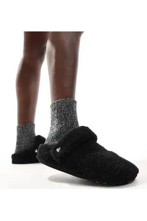 Crocs Unisex Classic cozzzy slipper in