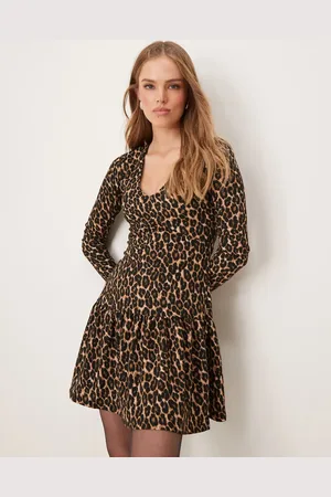 New Look Crinkle mini dress in leopard print