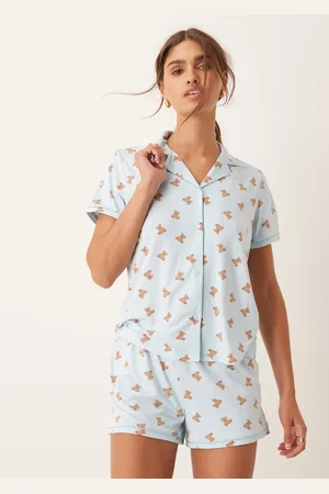 Urban Threads Short sleeve revere and short pyjama set in teddy bear print