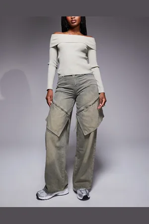 Liquor N Poker Baggy fit jeans with oversized pockets in tan