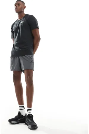 adidas Adidas Training Essentials 5 inch woven shorts in