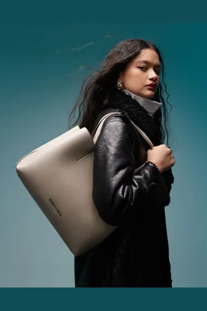 Bimba y Lola Large leather Chihuahua shopper bag in light