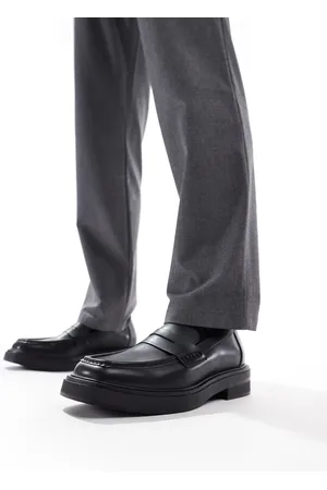 Pull&Bear Square toe loafer in