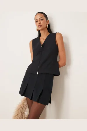 Abercrombie & Fitch Zip detail waistcoat in dark