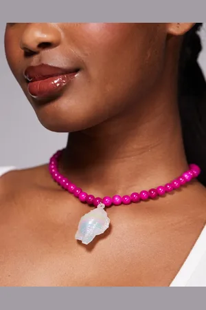 8 Other Reasons Statement shell and bead necklace in
