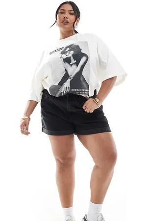 ASOS ASOS DESIGN Curve denim comfort mom short in washed