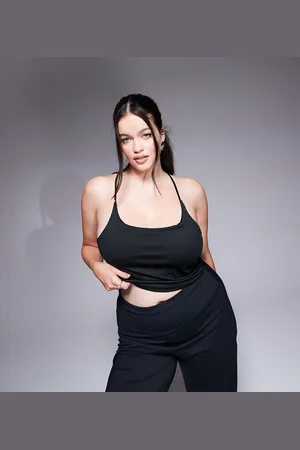 ASOS 4505 Curve Icon yoga cami crop top with inner bra