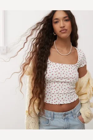 Miss Selfridge Lace trim rib short sleeve top ditsy floral print