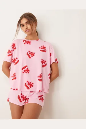 Urban Threads Oversized t-shirt and short pyjama set in heart cake print
