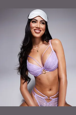 Ann Summers Compelling padded plunge bra in lilac