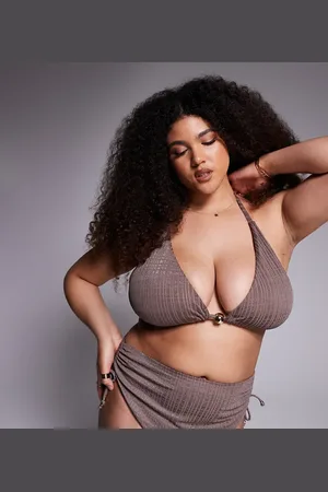 ASOS ASOS DESIGN Curve Tayla triangle bikini top in
