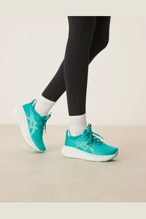 Asics Gel-Nimbus 27 running trainers in wave teal and illuminate mint