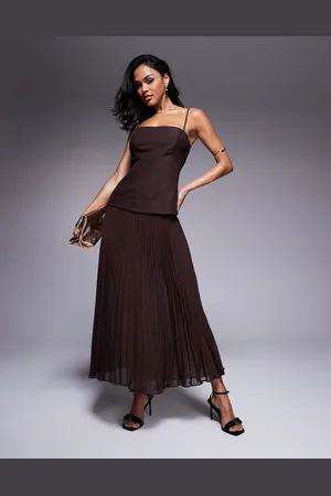 Forever New Drop hem pleated midaxi dress in chocolate