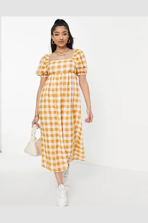 New Look Short sleeve midi dress with square neckline in gingham