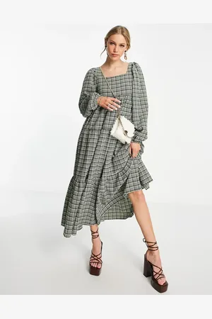 Ghospell Square neck tiered maxi dress in check