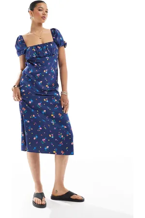 New Look Ditsy floral milkmaid satin midi dress in