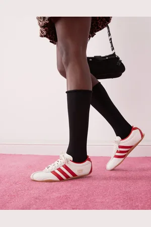 adidas Tokyo trainers in and red