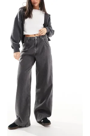 Tommy Hilfiger Daisy low baggy jeans in wash