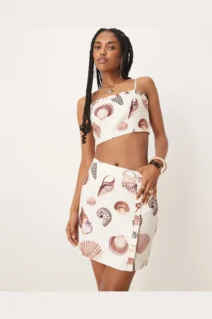 Forever New Seashell print mini skirt co-ord in neutral