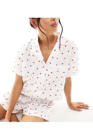 Loungeable Heart printed dobby short sleeve shirt & shorts pyjama set in ivory