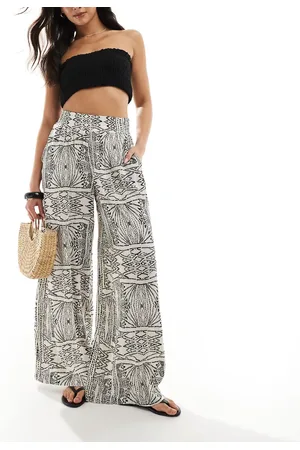VERO MODA High waisted floaty wide leg trousers in mono print