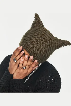 COLLUSION Unisex crochet beanie with ears in