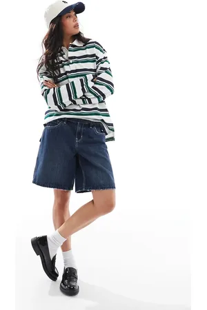 Hollister Low rise denim jorts with contrast stitching in indigo wash
