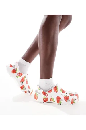 Crocs Classic fresh fruits strawberry print clog