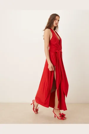 Abercrombie & Fitch Halter neck elevated jersey knot front maxi dress in red