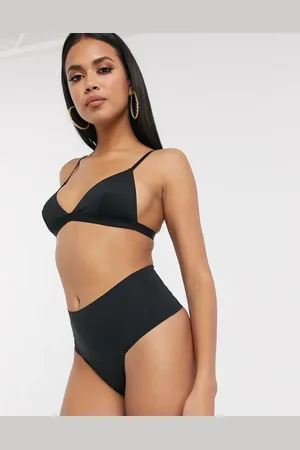 Spanx Undie-tectable smoothing thong