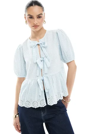 New Look Tie front gingham top in