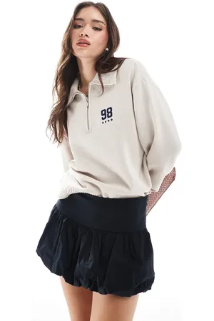Hollister Puffball mini skirt in