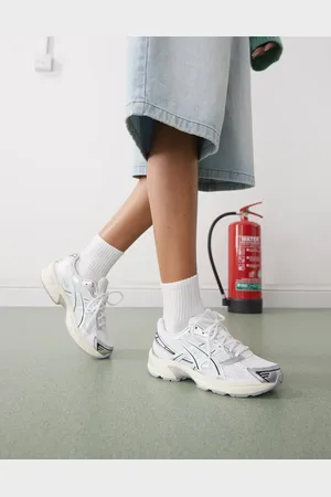 Asics Gel-1130 trainers in and mint tint