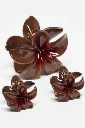 Stradivarius Set of 3 flower hair clips in