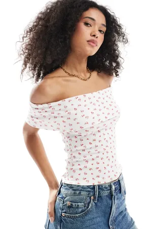Hollister Off the shoulder short sleeve rose top in