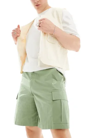Nike Club woven cargo shorts in light