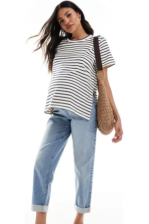 ASOS ASOS DESIGN Maternity high rise relaxed mom jeans in pale