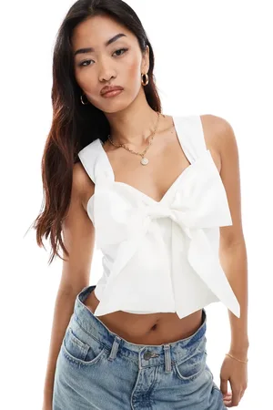 Pieces® Bow front top in
