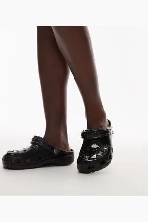 Crocs Croc classic studded clog in