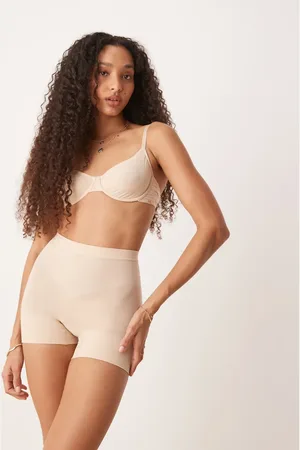 Spanx Seamless Power short in beige